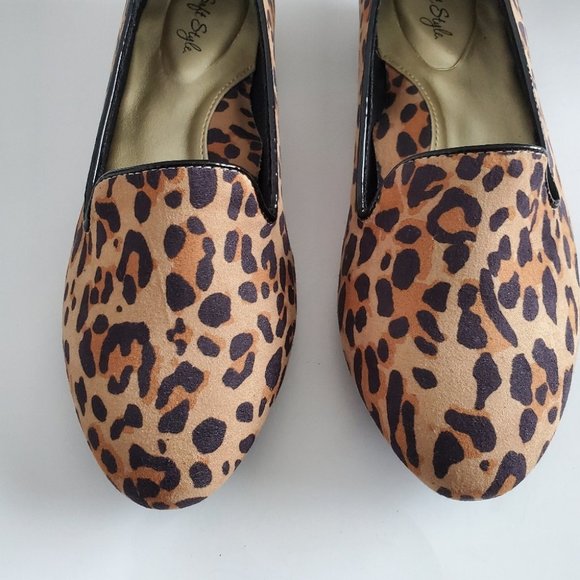 Soft Style Women's Charmy Stiletto, Leopard, 8.5W - Picture 7 of 11